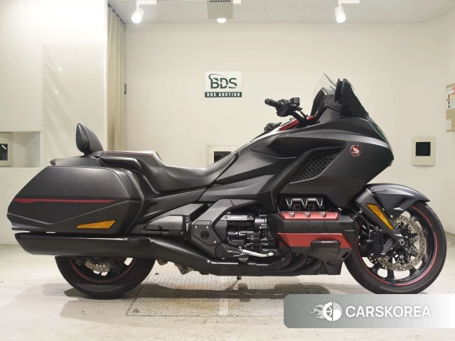 Проданный Honda GL1800 2021 из Японии