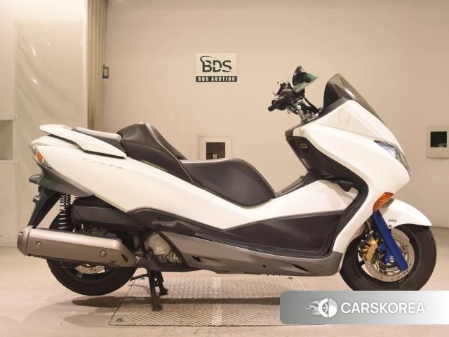 Проданный Honda FORZA ABS 2012 из Японии