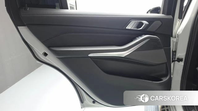 BMW X7 (G07) id 4501824 из Кореи 17