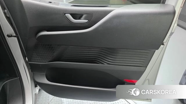 Hyundai Staria id 4712277 из Кореи 17