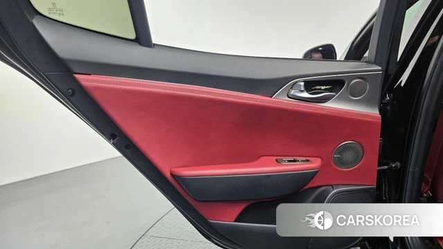 Kia Stinger id 4794366 из Кореи 17
