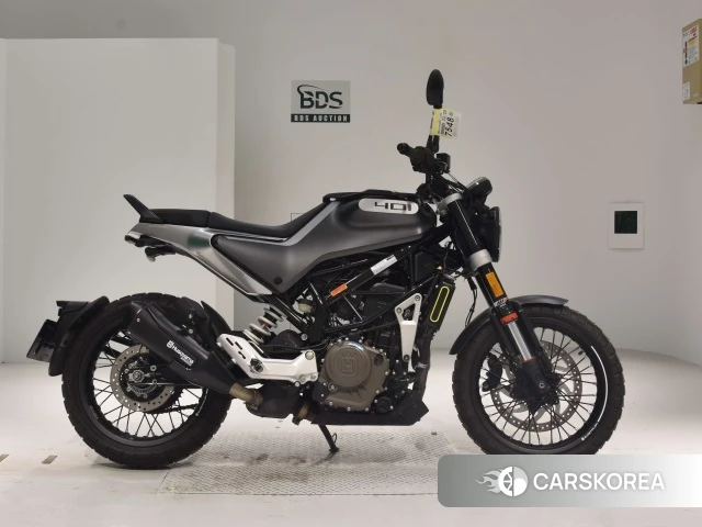Проданный Husqvarna SVARTPILEN 401 2021 из Японии