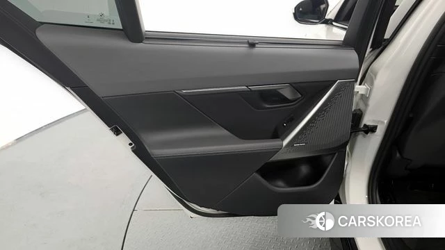 BMW 5 Series (G60) id 4360400 из Кореи 17