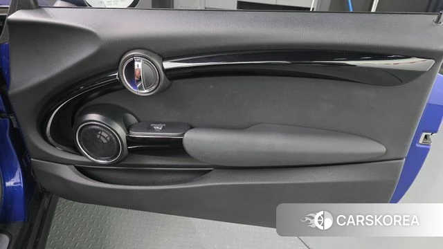 Mini Cooper S Convertible id 4501588 из Кореи 17