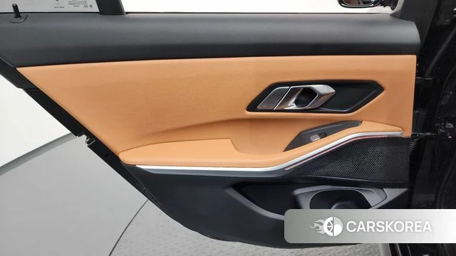 BMW 3 Series (G20) id 4528820 из Кореи 17