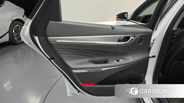 Hyundai The New Grandeur IG Hybrid id 4899950 из Кореи 17