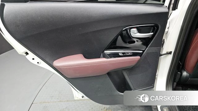 Kia The New Niro id 4224932 из Кореи 17