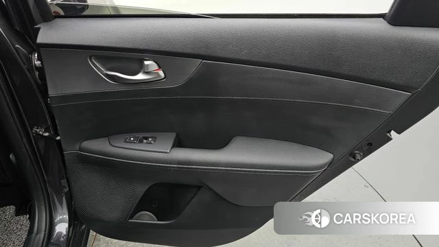 Kia Come New K3 id 4447443 из Кореи 17