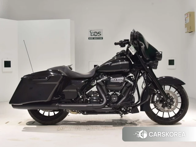 Проданный Harley-Davidson Street Glide FLHXS1870 2019 из Японии