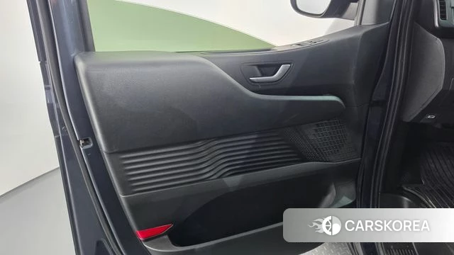 Hyundai Staria id 4898695 из Кореи 17