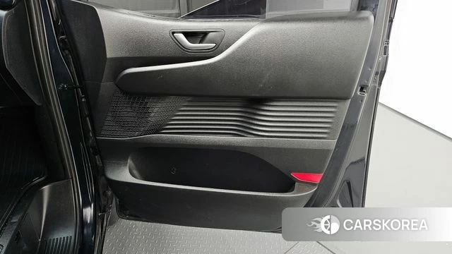 Hyundai Staria id 4195177 из Кореи 17