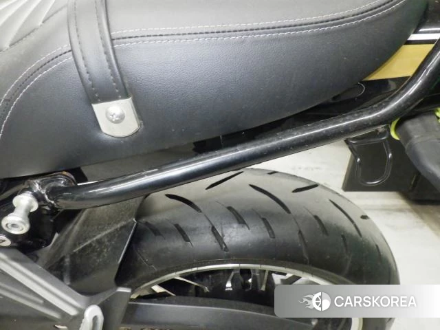 Kawasaki Z900RS id 3949290 из Японии 17
