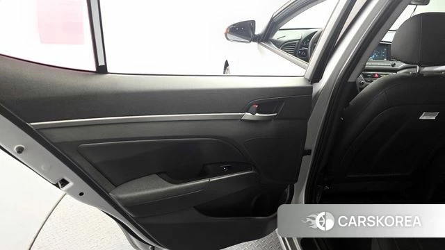 Hyundai Avante AD id 4403692 из Кореи 17