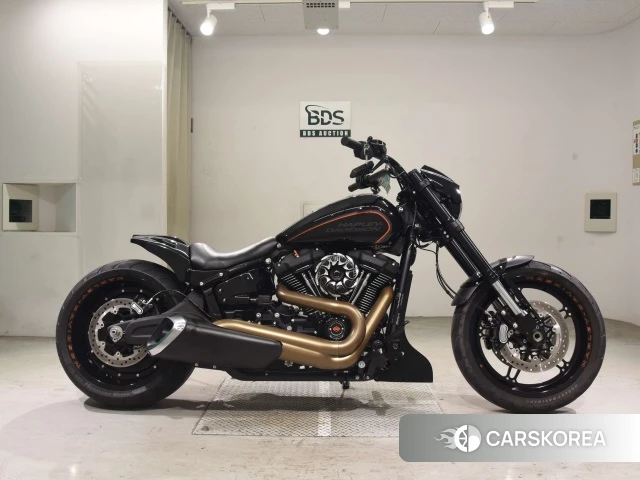 Проданный Harley-Davidson Softail FXDRS1870 114 2019 из Японии