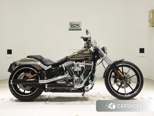 Проданный Harley-Davidson Softail Breakout FXSB1690 2016 из Японии, фото 2