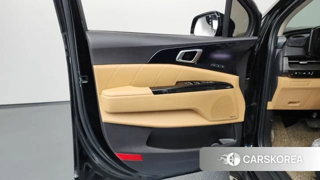 Kia Carnival 4th generation id 4338517 из Кореи 17