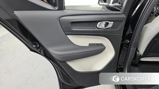 Volvo XC40 id 4571121 из Кореи 17