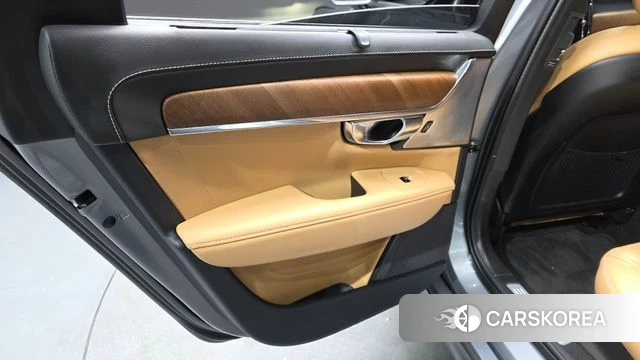 Volvo S90 id 4708387 из Кореи 17