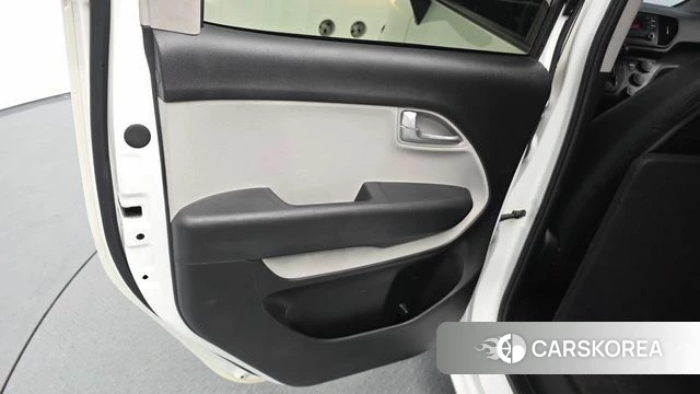 Kia The New Kia Ray id 4603154 из Кореи 17