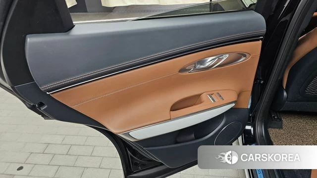Genesis GV70 id 4308597 из Кореи 17