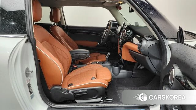 Mini Cooper S id 4223129 из Кореи 17