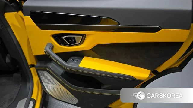 Lamborghini Urus id 4580468 из Кореи 17