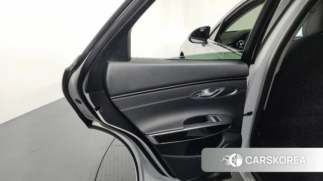 Genesis GV70 id 4267812 из Кореи 17