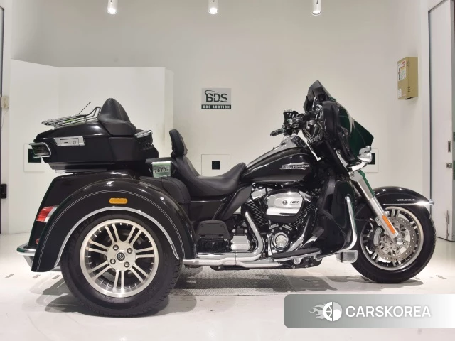 Проданный Harley-Davidson Electra Glide FLHTCUTG1750 2017 из Японии
