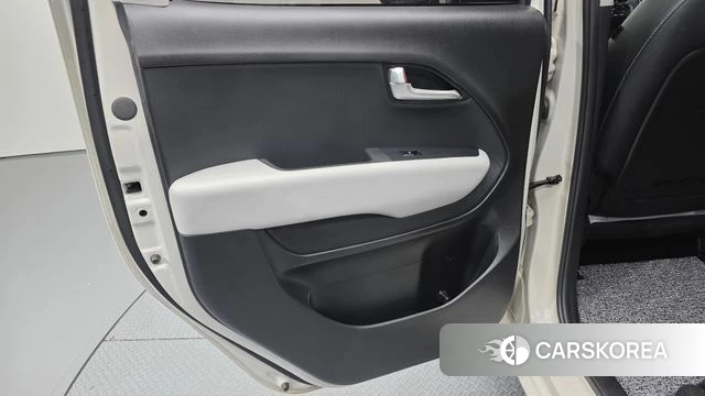 Kia The New Kia Ray id 4757652 из Кореи 17