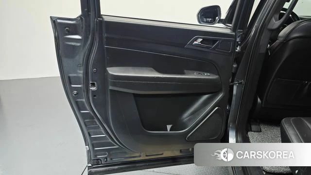 Ssangyong The New Rexton Sports Cannes id 4549946 из Кореи 17