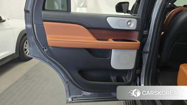 Lincoln Navigator 4th generation id 4697763 из Кореи 17