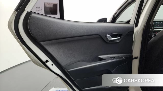 Kia Stonic id 4268797 из Кореи 17