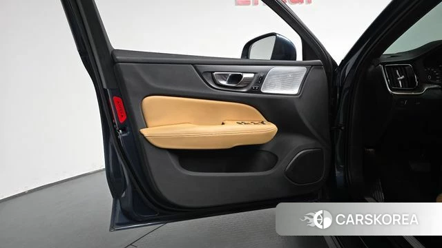 Volvo V60 Cross-Country 2nd Generation id 4416138 из Кореи 17
