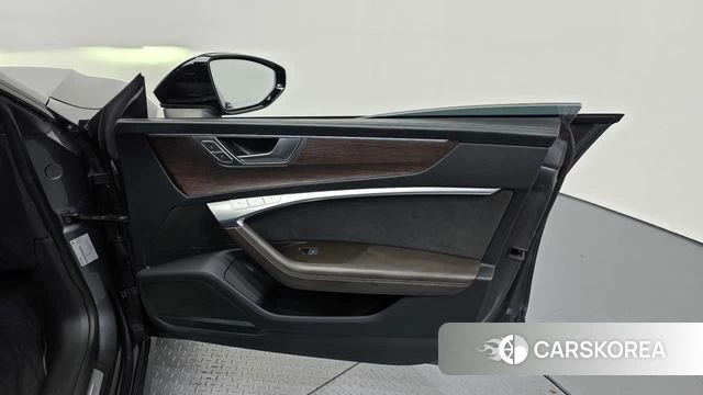 Audi A7 (4K) id 4881227 из Кореи 17