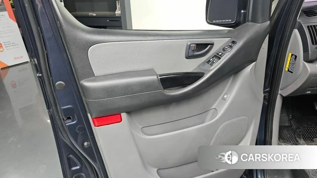Hyundai The New Grand Starex id 4536546 из Кореи 17