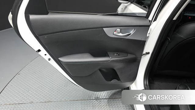 Kia The New K3 2nd generation id 4721323 из Кореи 17