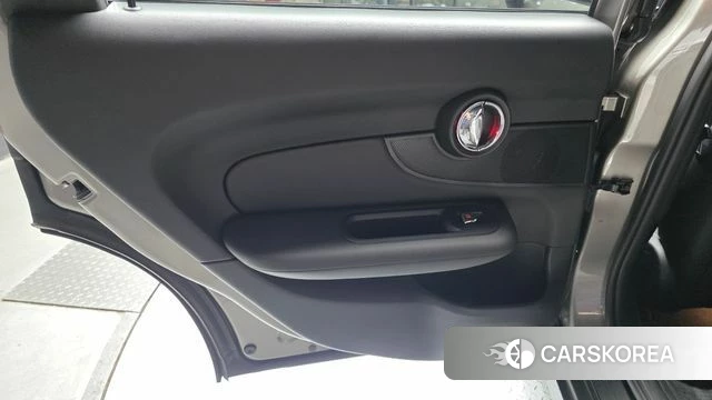Mini Cooper Clubman id 4446067 из Кореи 17