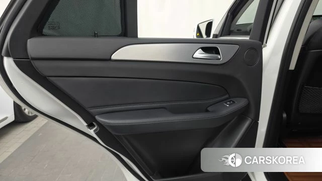 Mercedes-Benz GLE - Class W166 id 4837065 из Кореи 17