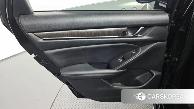 Honda Accord 10th Generation id 4550296 из Кореи 17