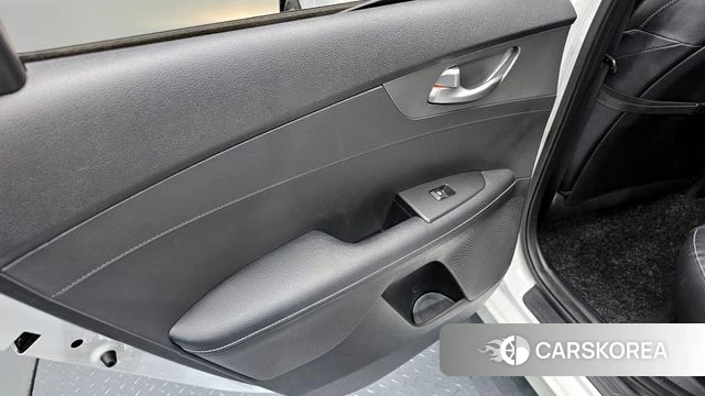 Kia Come New K3 id 4345793 из Кореи 17