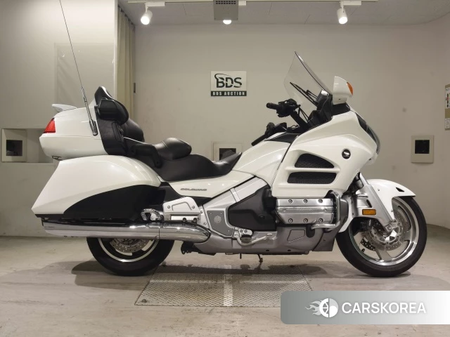 Проданный Honda GL1800 2014 из Японии