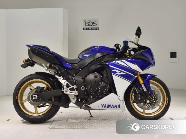 Проданный Yamaha YZF-R1 2010 из Японии