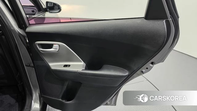 Kia Niro id 4397791 из Кореи 17