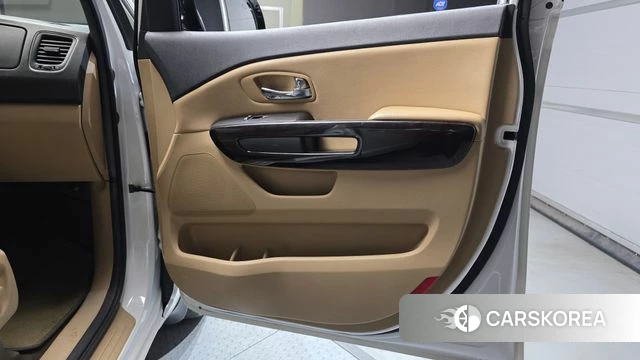 Kia The New Carnival id 4895616 из Кореи 17