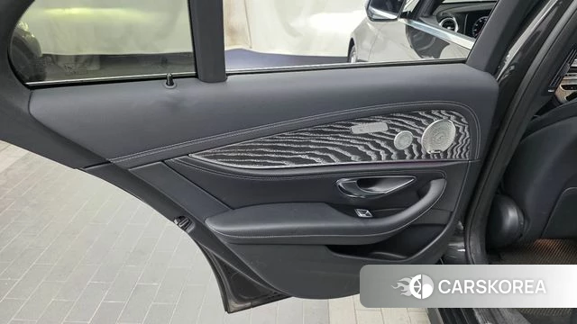 Mercedes-Benz E-Class W213 id 4736333 из Кореи 17