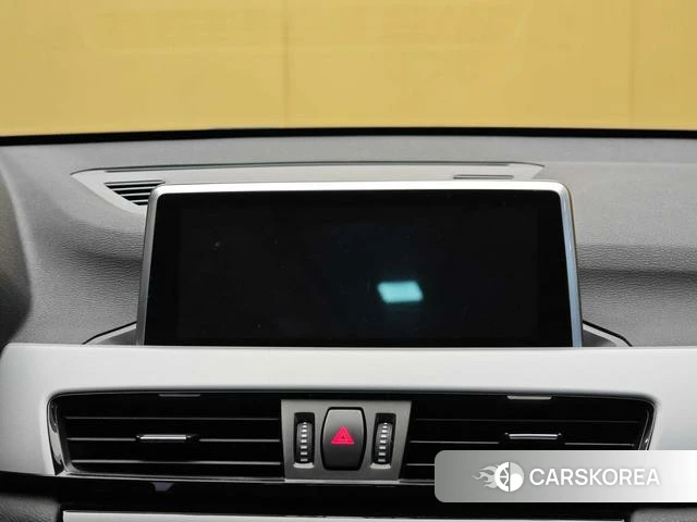 BMW X1 id 4227858 из Китая 17