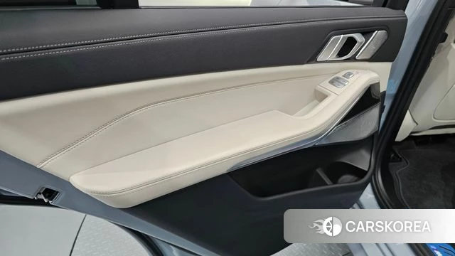 BMW X7 (G07) id 4897892 из Кореи 17