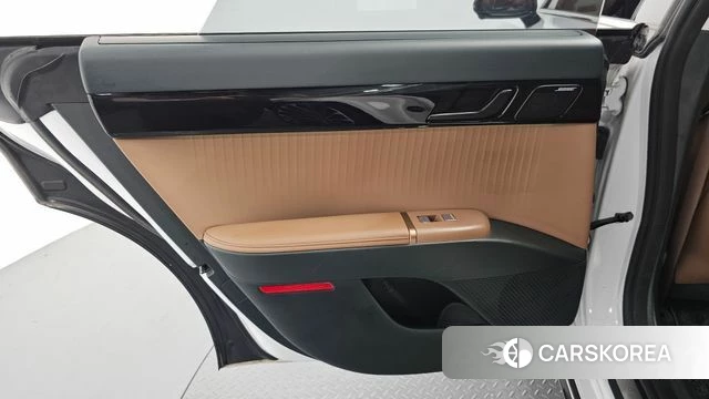 Hyundai Grandeur Hybrid (GN7) id 4584728 из Кореи 17