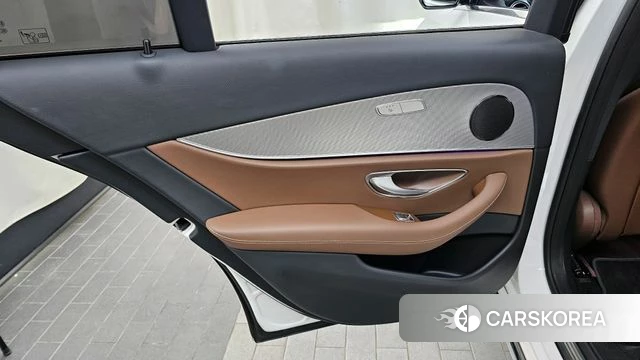 Mercedes-Benz E-Class W213 id 4385058 из Кореи 17