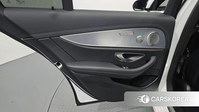 Mercedes-Benz E-Class W213 id 4894321 из Кореи 17